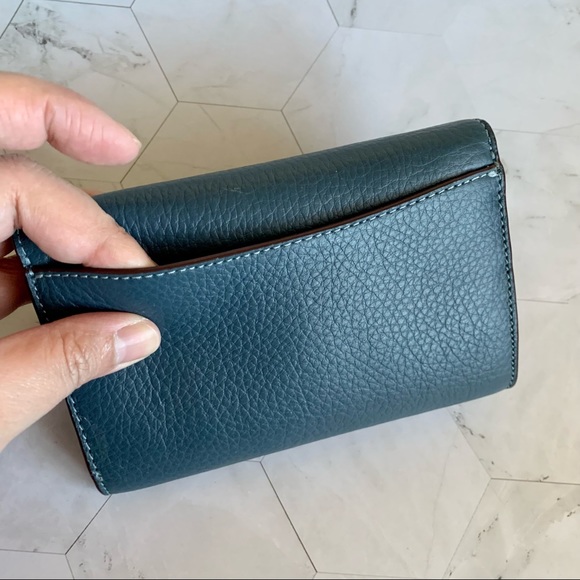 Coach Kleo Wallet - Picture 2 of 3
